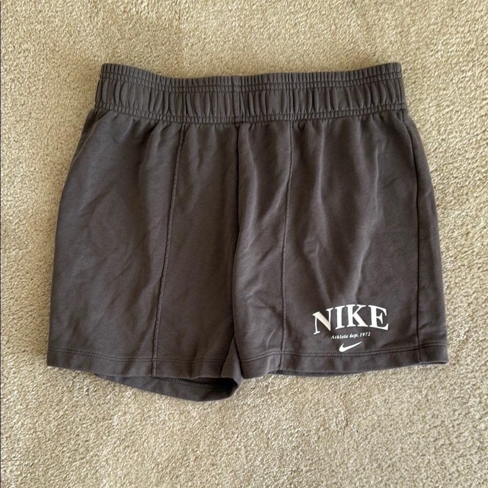 Nike Gray Athletic Shorts Lightweight Performance Fit